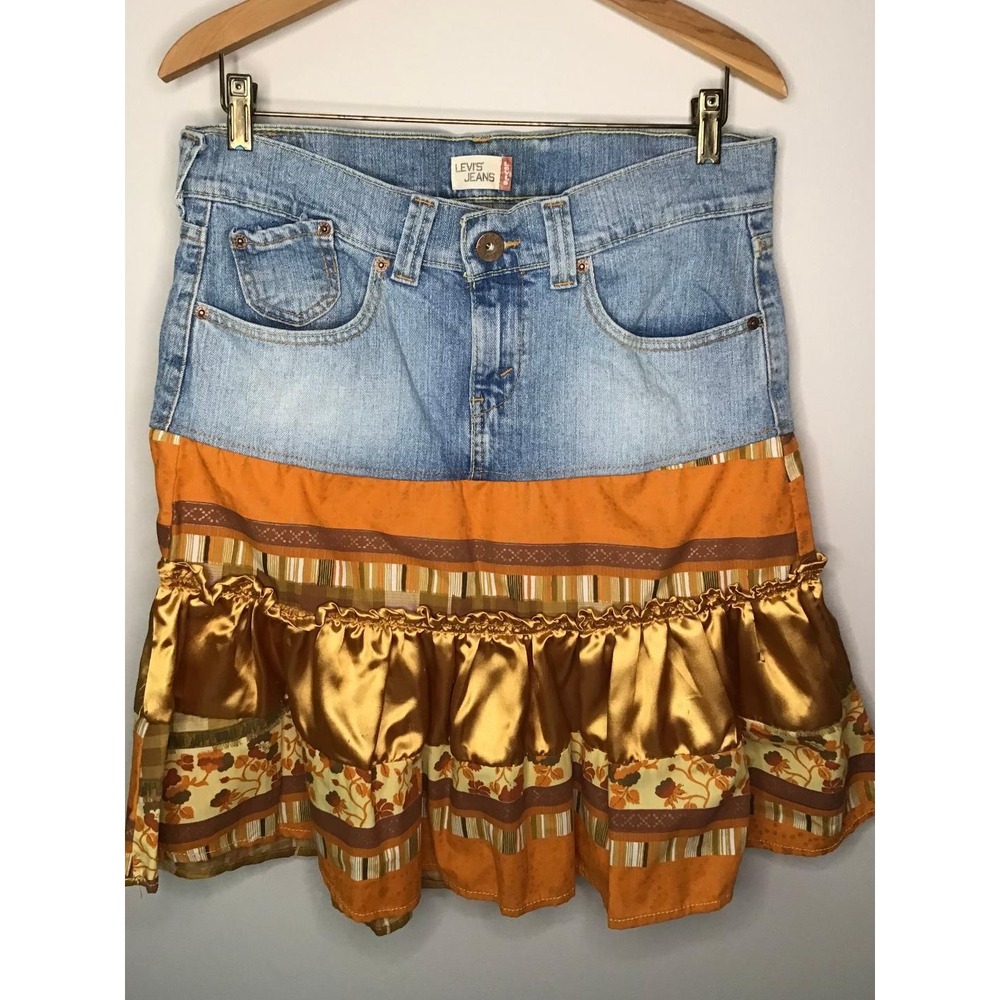 Levis Y2K Upcycled Denim Boho Tiered Ruffle Skirt Sz 9 Festival Western Cottage - Picture 2 of 15